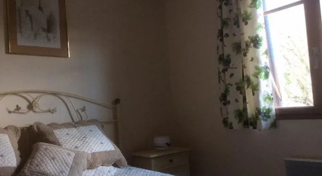 B&B Maison Brora, Забронировать Отель «постель и завтрак» Отели Вара с бассейном, Бассейн