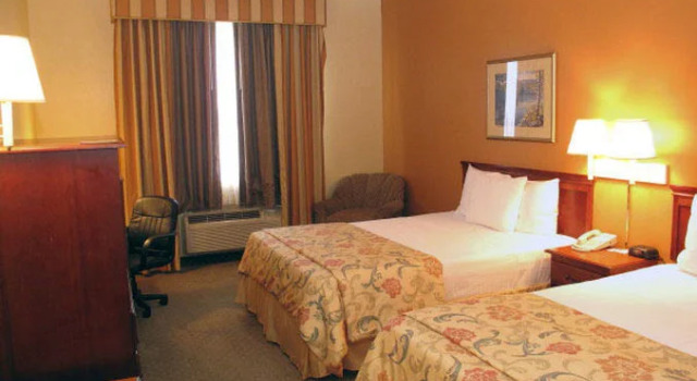 Quality Inn & Suites Muskogee, Varaa Hotelli Muskogee 