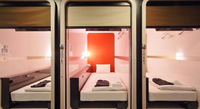 Мужская Cabin First Class First Cabin Shinbashi Atagoyama