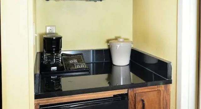 Четырёхместный люкс c 1 комнатой Fairfield by Marriott Inn and Suites Winston-Salem Hanes Mall