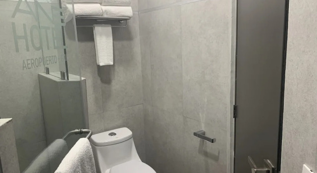 Номер Comfort Hotel ANB Aeropuerto Guadalajara