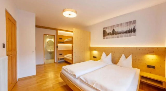 Апартаменты Hotel Garni Angerer