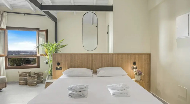 Номер Deluxe Achatis Suites