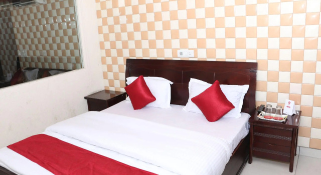 OYO 5993 Hotel Highland, Varaa Hotelli Hotellit Punjab pysäköinnillä, Pysäköinti