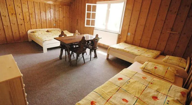 Myslivna, Prenota Hotel Černý Dŭl Regione di Hradec Králové.