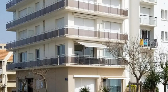 Appartement T2 vue mer les pieds dans l'eau avec parking privé