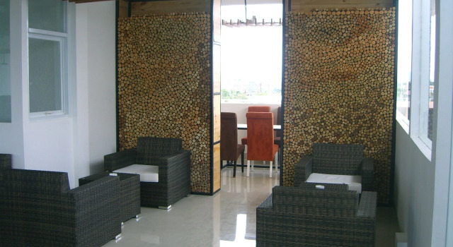 Dragon Inn Kendari, Prenota Hotel Hotel a Sulawesi con parcheggio, Parcheggio