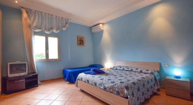 3 Bedroom Cozy Home In Castellammare Del G, Забронировать Отель Отели Кастелламмаре-дель-Гольфо с парковкой, Парковка