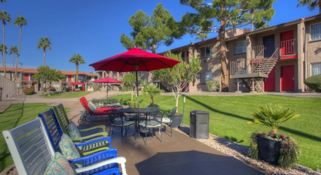Scottsdale Park Suites, Забронировать Отель Пруд в Темпе Phoenix Metropolitan Area