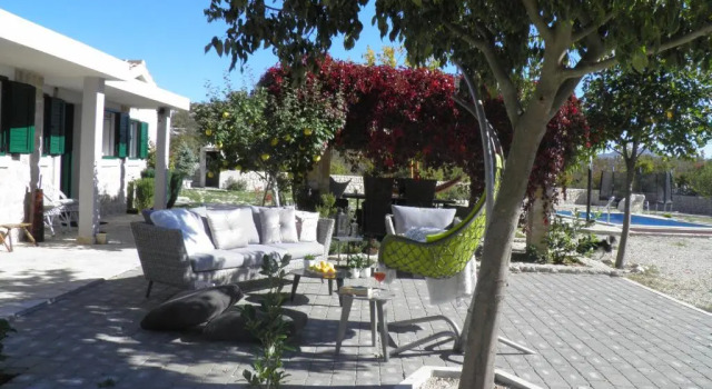 Вилла Вилла Villa with pool near Makarska