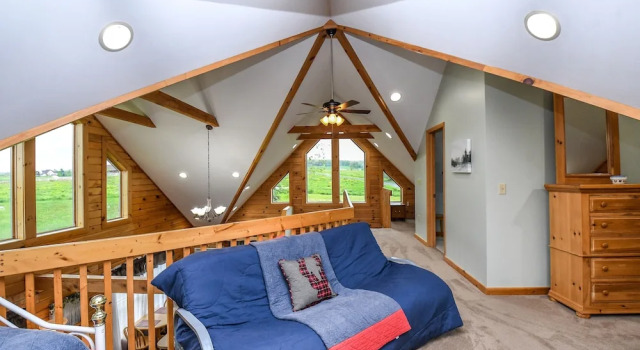 McKenzie's Cabin 2 Bedroom House, Buchen Sie Hotel McHenry 