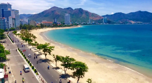 Номер Standard с балконом и с видом на море La Mer Hotel Nha Trang