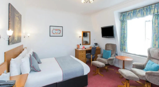 Двухместный номер Standard с видом на море OYO Stade Court Hotel