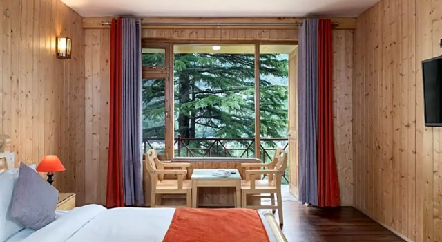 Двухместный номер Deluxe с балконом Shobla Pine Royale