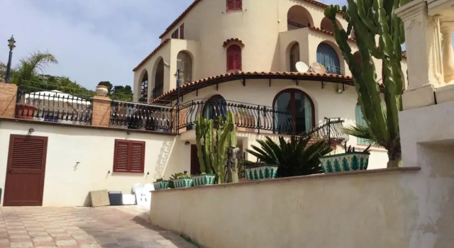 Apartment With 2 Bedrooms in Marina di Palma, With Wonderful sea View, Shared Pool, Furnished Garden, Book Lejlighed Marina di Palma Sicilien