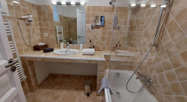 Двухместный номер Standard с видом на сад Hotel les Bouis comfort 4 stars