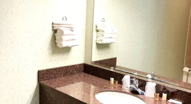 Четырёхместный номер Standard Lyn Aire Motel - Lake George
