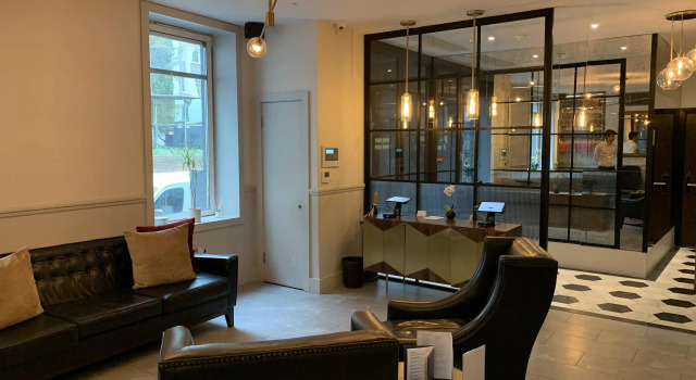Отель Euston Square