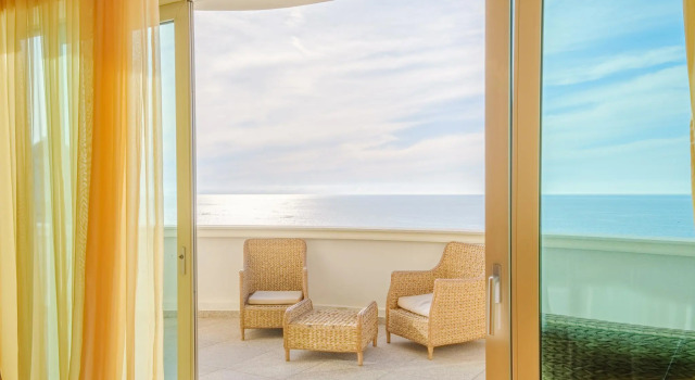 Люкс с 2 комнатами Отель Castello Mare Hotel
