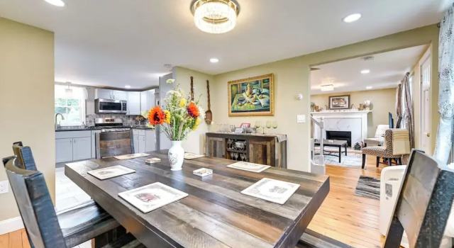 Коттедж Charming East Durham Home - 2 Mi to Water Park