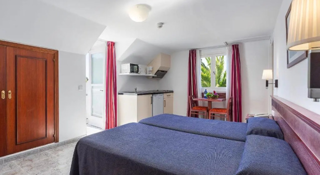 Apartamentos Cala Murada Tennis