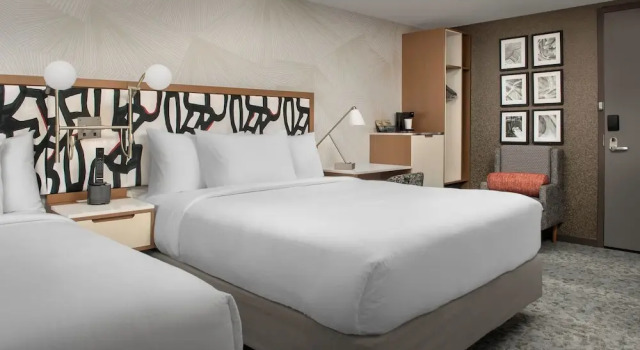 Люкс SpringHill Suites by Marriott New York Queens
