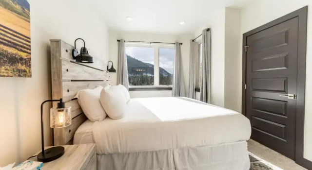 Clearwater Lofts #105, Building 1 By Summit County Mountain Retreats, Забронировать Апартаменты/квартира СПА-отели Кистон, рядом с Эрджентин, SPA-услуги
