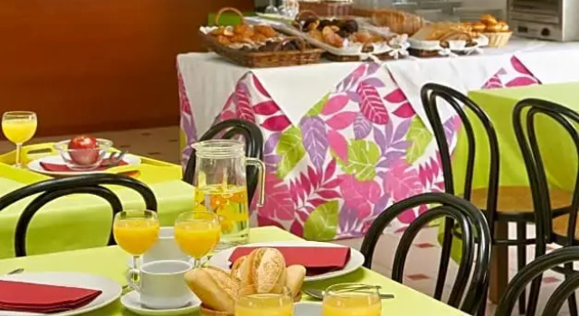 Пятиместный номер Standard Hotel Bulevard