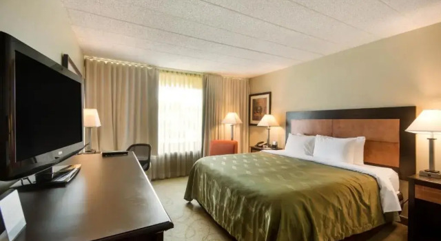 Номер Standard Exton Hotel and Conference Center