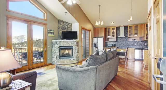 Mount Cairns 16a 2 Bedroom Condo by RedAwning