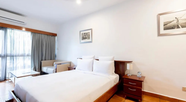 Двухместный номер Standard с балконом Airways Hotel