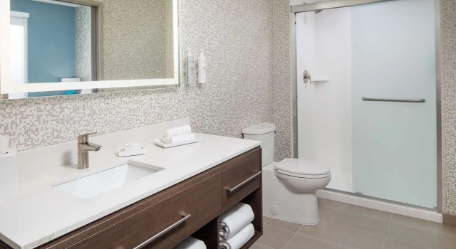 Четырёхместный люкс Home2 Suites By Hilton Wilmington Medical Park Downtown