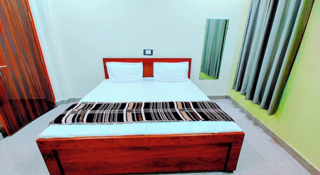 Hotel Raghukul