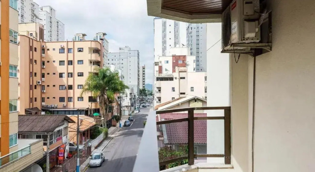 Апартаменты Lindo apto 1 quadra do mar Meia Praia EIS305
