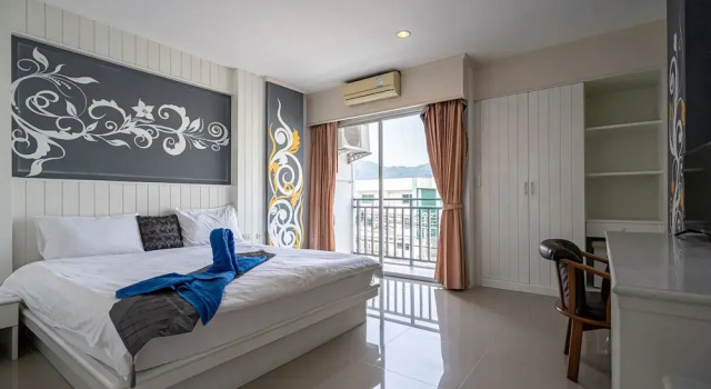 Номер Classic Santi White House Patong