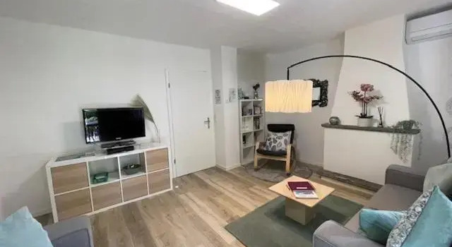 Ascona Casa Cristina, Забронировать Отель Отели Аскона с парковкой, рядом с Golfclub Patriziale Ascona, Парковка