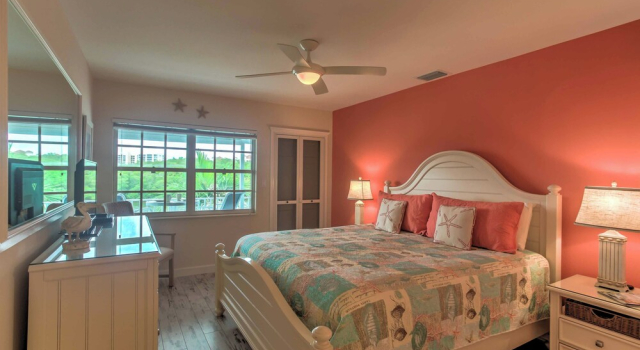 Апартаменты Waterfront Marco Island Retreat w/ Shared Docks