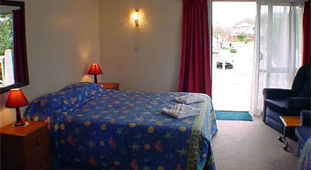 Студия Raceway Motel