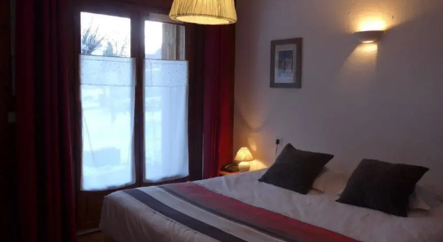 Chalet Hôtel Les Blancs, Забронировать Шале Юверне-Фур Ubaye Valley, рядом с Гондольный подъемник Моланес