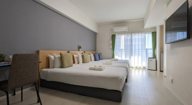Трёхместный семейный номер Standard ESLEAD HOTEL Osaka Nipponbashi