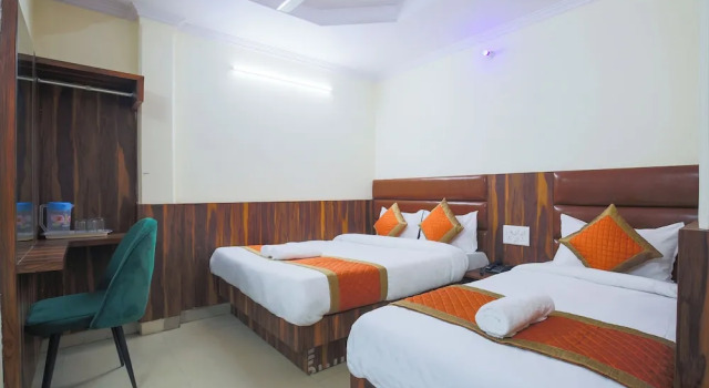 Трёхместный номер Deluxe Hotel Sweet Home DX I Nearby New Delhi Railway Station