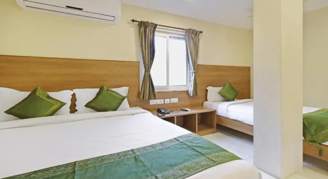 Двухместный номер Deluxe Itsy Hotels Jansi Residency