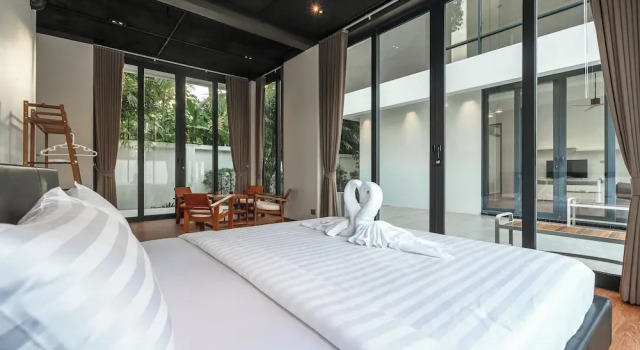 Luxury9BRVillaGolfViewTennisCourt V158, Забронировать Отель Отели Южного Таиланда с парковкой, Парковка