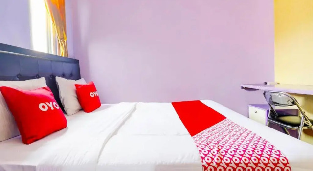 Deluxe Suite OYO 91299 Violet Guest House