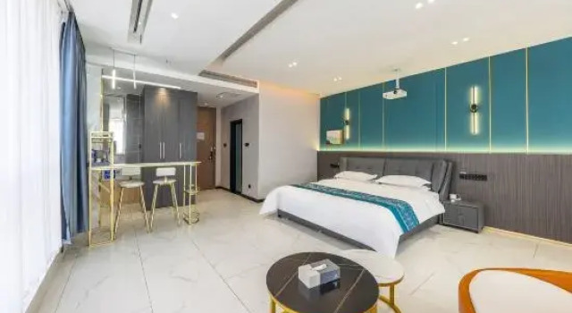 Люкс Superior Yiju Yixing Hotel (Anning Sasseur Outlet)