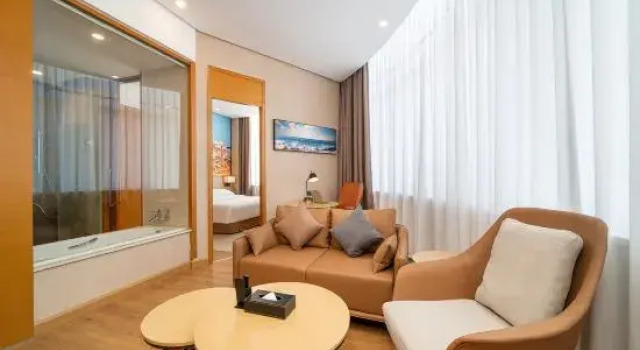 Vienna International Hotel (Shenzhen South China City Wanda Plaza Branch), Rezerwuj Hotel Hotele w Shenzhen z parkingiem, Parking