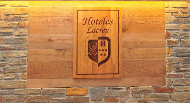 La Creu, Book Hotel Hoteller i Naut Aran med pool, Swimmingpool