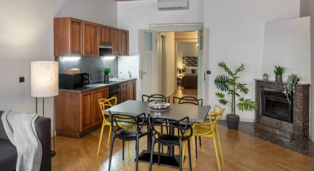 Appartamento 3 camere Chateau 9 Apartments by Adrez