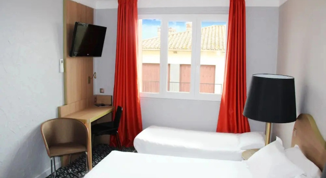 Трёхместный номер Superior Hôtel Beau Rivage