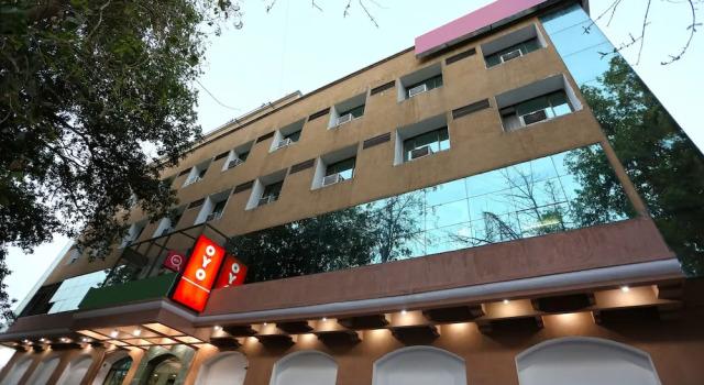 OYO 8178 Hotel Saket, Забронировать Отель Отели Аллахабад с завтраком, Завтраки